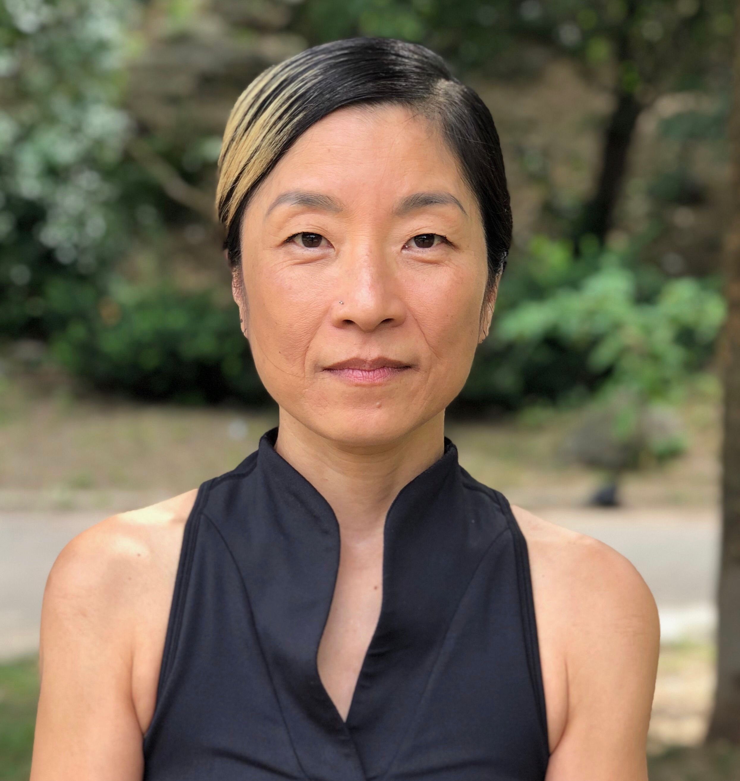 J Robin Moon profile photo